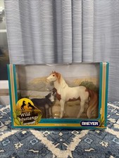 Breyer Wild Mustangs Sacred Medicine Hat Stallion Grey Wolf #750202  NEW picture