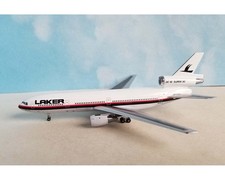 Aeroclassics AC411425 Laker Airways Douglas DC-10-30 N832LA Diecast 1/400 Model picture