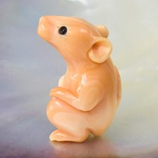 Rat Sculpture Carved Apricot Trumpet Shell Figurine Miniature Collection 6.39g picture