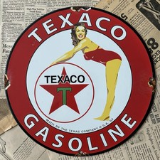 VINTAGE 1952 TEXACO GASOLINE PUMP STATION PIN-UP 12 INCH PORCELAIN ENAMEL SIGN picture