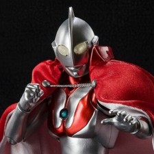 NEW Bandai S.H.Figuarts Ultraman 55th Anniversary Ver. 150mm PVC & ABS Figure picture
