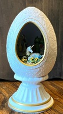 Franklin Mint Enchanted Garden of Romance Unicorn Porcelain Figurine 1987 picture