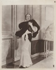HOLLYWOOD BEAUTY JOAN CRAWFORD STYLISH POSE STUNNING PORTRAIT 1950s Photo C33 picture