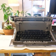 [SLIGHT TUNE UP] 1946 Underwood No. 11 Standard Typewriter SN#6032520 Elite 12 picture