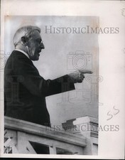 1952 Press Photo President Woodrow Wilson Pointing His Finger - nee88532 picture