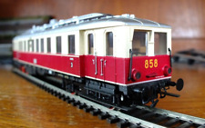 Trix 52 2469 00 HO Gauge DR VT858 diesel railcar in cream and red livery picture