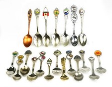 LOT of 20 Collectible Antique Souvenir Spoons from Around the World - SP26A picture