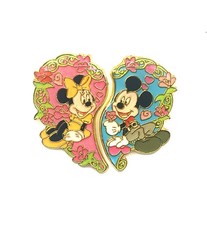 X2 HKDL Disney Mickey & Minnie Mouse Heart Halves Couples Love Pin Set 2009 picture