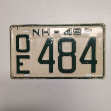 1949 VINTAGE NEW HAMPSHIRE LICENSE PLATE 4 DIGIT GREEN WHITE picture