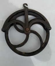 Antique P.H. Co. No. 10 Cast Iron Well Pulley – Vintage Barn Farm Decor picture