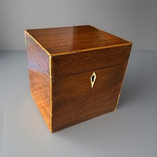 ANTIQUE ENGLISH MAHOGANY SINGLE TEA CADDY WITH BOXWOOD INLAY, 18TH/19TH CENTURY picture