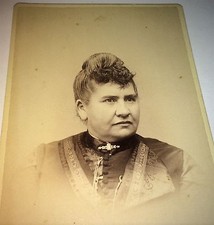 Antique Victorian American Old Woman Fantastic Brooch New England Cabinet Photo picture