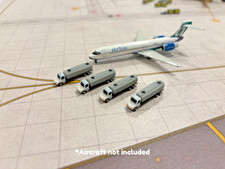 1:400 Model Airport Accessories - 4 Piece 7k Gallon Airplane Fuel Truck Set picture
