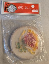 NIB VTG 1960's Kennedy Co Plastic bell, holly leaves, Christmas Kitsch Ornament picture