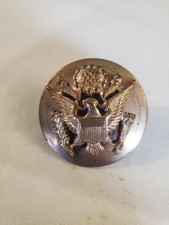 WW11 U.S. Army Enlisted Visor Cap Badge picture