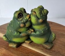 Vintage 90s Pete Apsit  Frog Toad Figurine Large Eyes Kissing Pair  See Pics  picture