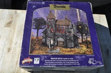 Department 56 Universal Studios monsters Dracula's Castle Bela Lugosi VGC picture