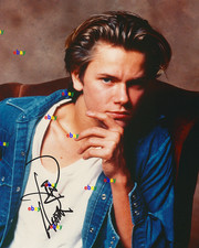 RIVER PHOENIX SIGNED REPRINT AUTOGRAPH 8