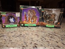 Lemax Spooky Town Lighted Halloween Village Buildings Witch's Lair,Creepy Barn  picture