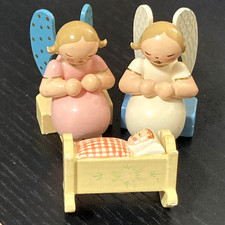Vtg ERZGEBIRGE Wendt Kuhn Angels Praying Baby Crib Germany Christmas Figurines picture