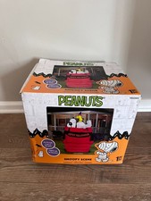 8.5 FT SNOOPY/WOODSTOCK ON DOGHOUSE AIRBLOWN HALLOWEEN YARD INFLATABLE-Display picture