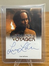 VL VHTF Star Trek Voyager A&I Autograph Card Lisa LoCicero as Miral Paris picture