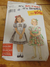 Simplicity Child's Pinafore Dress Sewing Pattern #7422  Sz 3-8 UNCUT picture