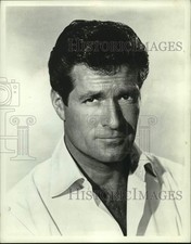 1968 Press Photo Actor Hugh O'Brian stars in
