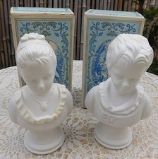 Vintage Avon SONNET Cologne Box 18th Century Classic Figurine Young Girl Boy picture