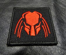 2 PC PREDATOR ALIEN MOVIE ARNOLD ARMY MILITARY HOOK PATCH picture
