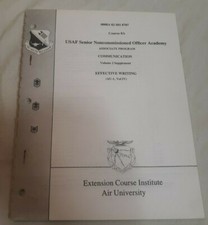 1974 USAF Senior Noncommissioned Officer Academy Booklet Vol 2 EFFECTIVE WRITING picture