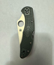 Spyderco Delica 4 Gray VG-10 Combo Edge Drop Point Lockback Manual Knife picture