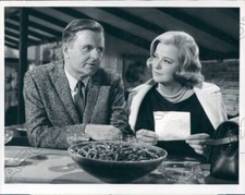 1964 Actor Phillip Abbott & Kim Stanley in The eleventh Hour Press Photo picture