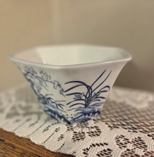 Vintage Blue & White Porcelain Hexagon Cachepot Asian 3 Friends Of Winter Motif picture