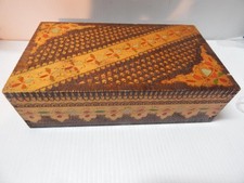 XFINE ANTIQUE VICTORIAN HI DETAILED POSTCARD / HANDKERCHIEF WOOD PYROGRAPHY BOX picture