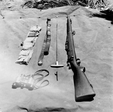 WW2 WWII Photo US M1903 Springfield Rifle & Gear US Army   World War Two / 1793 picture