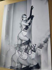 PARIS HILTON ORIGINAL AUTOGRAPH, JUICY MODELING DAYS. 8X12