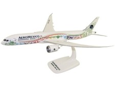 PPC Aeromexico Boeing 787-900 Quetzalcóatl XA-ADL Desk Model 1/200 AV Airplane  picture