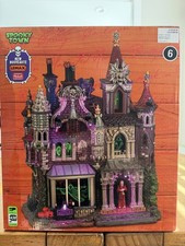 Lemax Spooky Town Macabre Mansion #65517 New picture