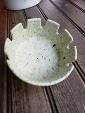 Vintage Hunter Table Craft Ashtray 268 usa Rare White with colorful design Tutti picture
