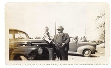 Lot of 3 - Vintage Vernacular Snapshots Fat Daddy with Kid 1940's Glossy Autos picture