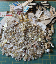 4.5 LB huge Vintage White Buttons collection Lot Sewing Pearl Plastic bone glass picture