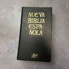 Vintage 1977 Nueva Biblia Española Spanish Bible Ediciones Cristiandad Hardcover picture