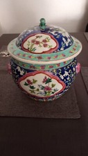 CHINESE LIDDED JAR (KAMCHENG) ENAMELED THICK PORCELAIN WITH PEONY FLOWERS picture