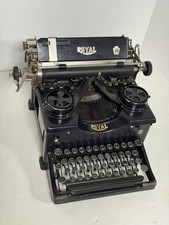 Royal 10 (Model 10) manual desktop typewriter Vintage, Royal Typewriter Company picture