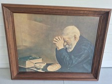VINTAGE GRACE PICTURE OLD MAN PRAYING BEFORE MEAL picture