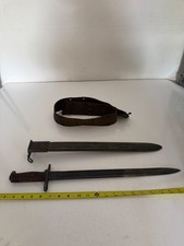 VTG ORIGINAL US WWI RIA 1919 BAYONET WITH US-M1917 SCABBARD AND BELT picture