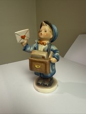Vintage Goebel/Hummel Figurine