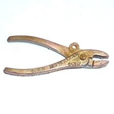 Vintage Gries Reproducer  Miniature Pliers Charm Diecast Tool Salesman Sample picture
