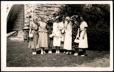 1930s Women's Fashion Snapshot Photograph Group Portrait Outdoor Hats picture